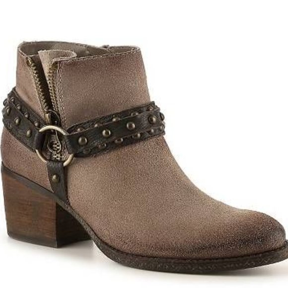 Crown Vintage Wendy Western Taupe Ankle Booties